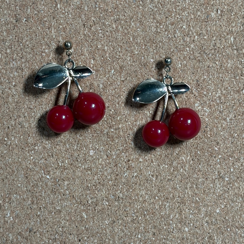Unbranded Earrings Womens OS Red Cherry Fruit Drop Dangle Rockabilly Cottagecore
